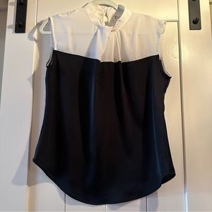 NY&Co black and white sleeveless top